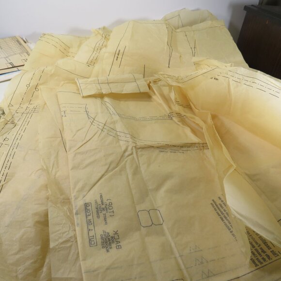 Butterick 4928 Clothing Pattern Top, Shorts, Pants, Skirt button down front - Picture 10 of 10